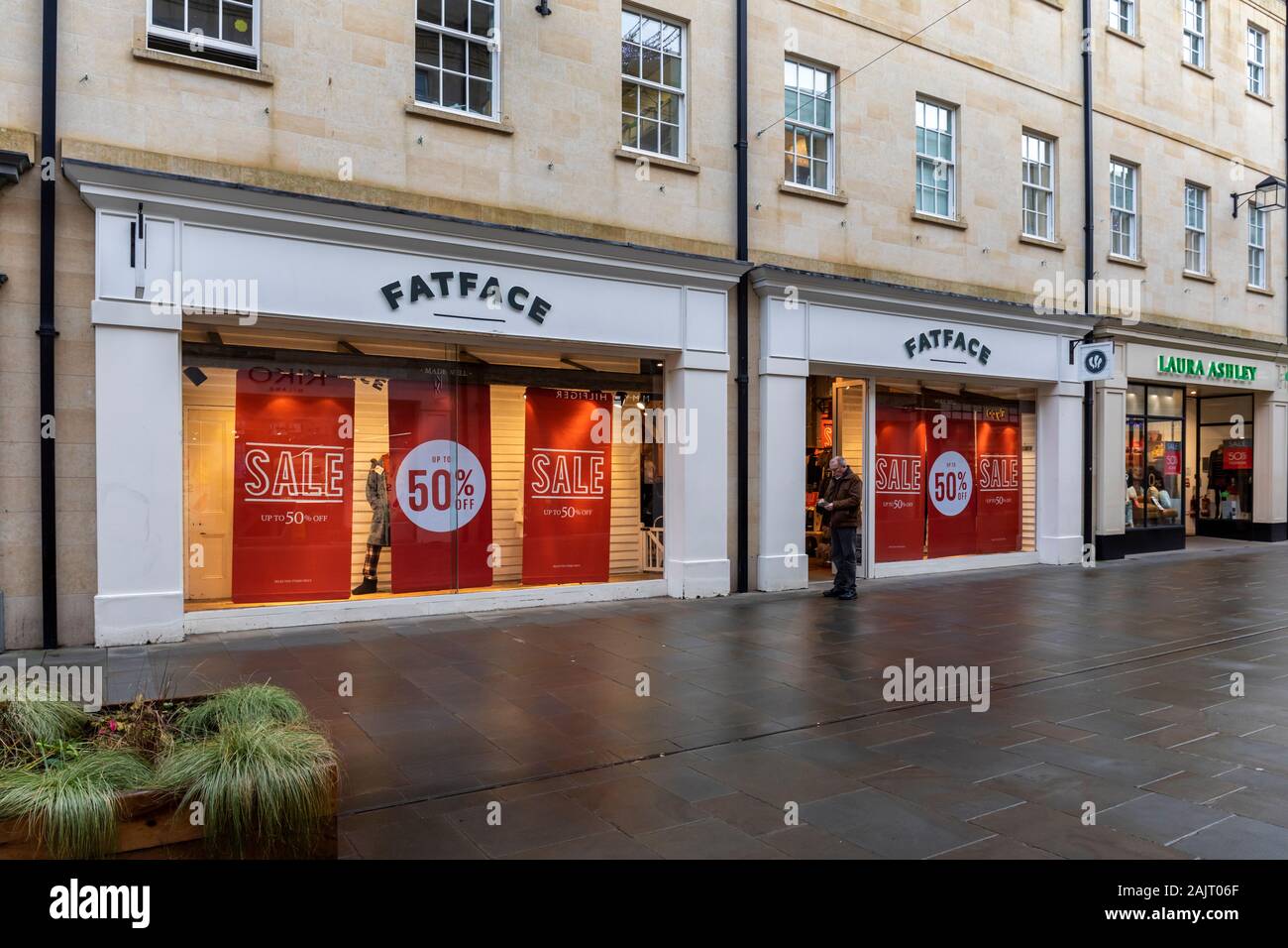 Januar Verkauf an FatFace Fashion Clothing Store, Southgate, Badewanne, Somerset, England Stockfoto