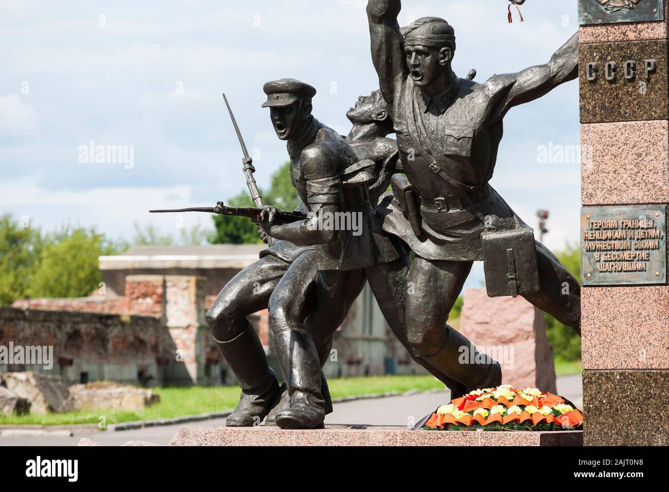 Ein Denkmal für die gefallenen Verteidiger der Festung Brest zeigt heldenhafte Soldaten und Ehefrauen, die die nationale Ehre verteidigen. Brest. Weißrussland Stockfoto