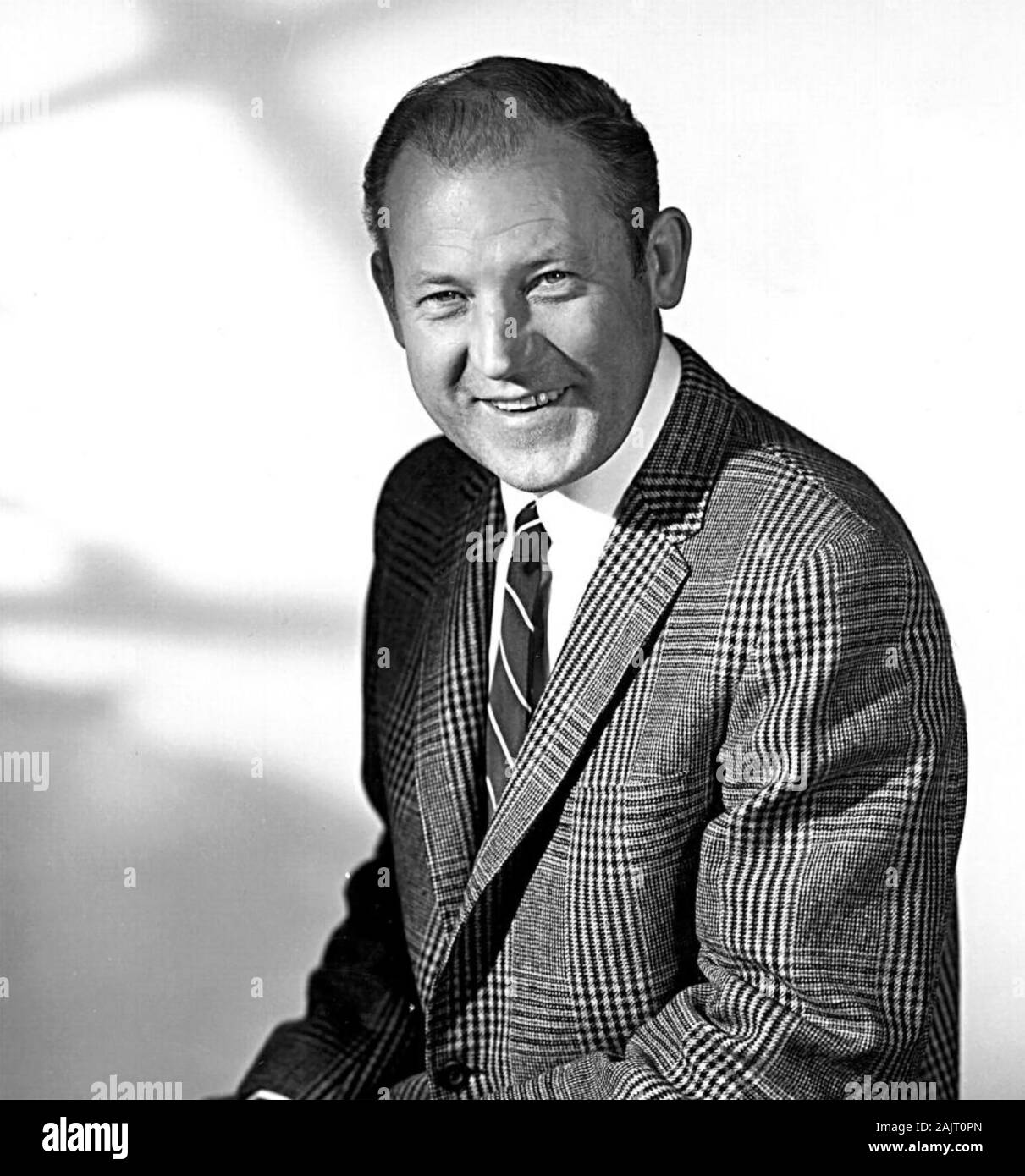 RAY CONNIFF (1916-2002) Werbefoto der amerikanischen Bandleader über 1966 Stockfoto