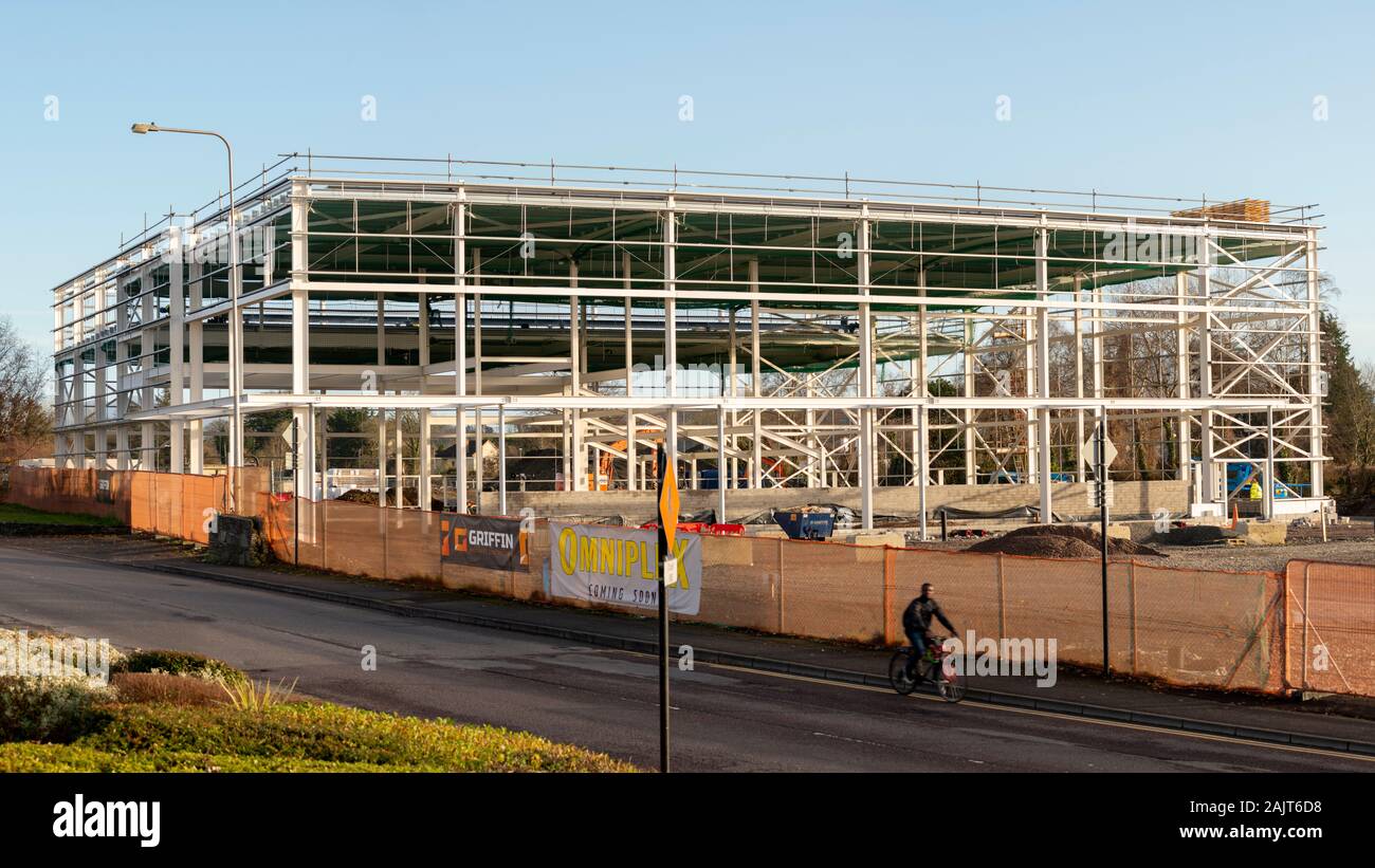 Baustelle und Neubau für das Omniplex Cinema Centre durch Griffin Brothers Contracting in Killarney, County Kerry, Irland ab 2019 Stockfoto