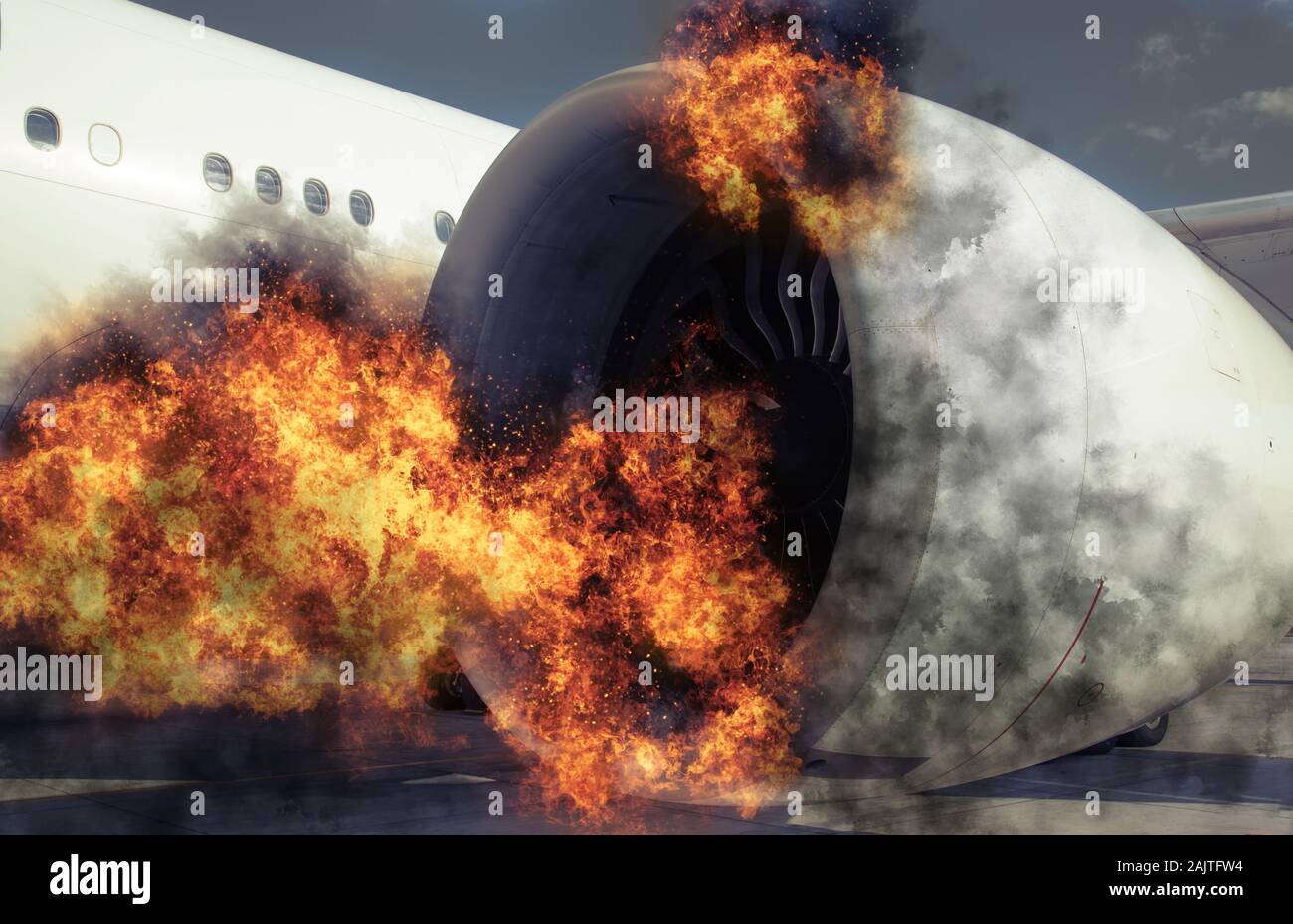Geerdete Fläche, die in den Flughafen zu einem katastrophalen Ereignis durch die Verbrennung von Motor, Feuer und Rauch Stockfoto