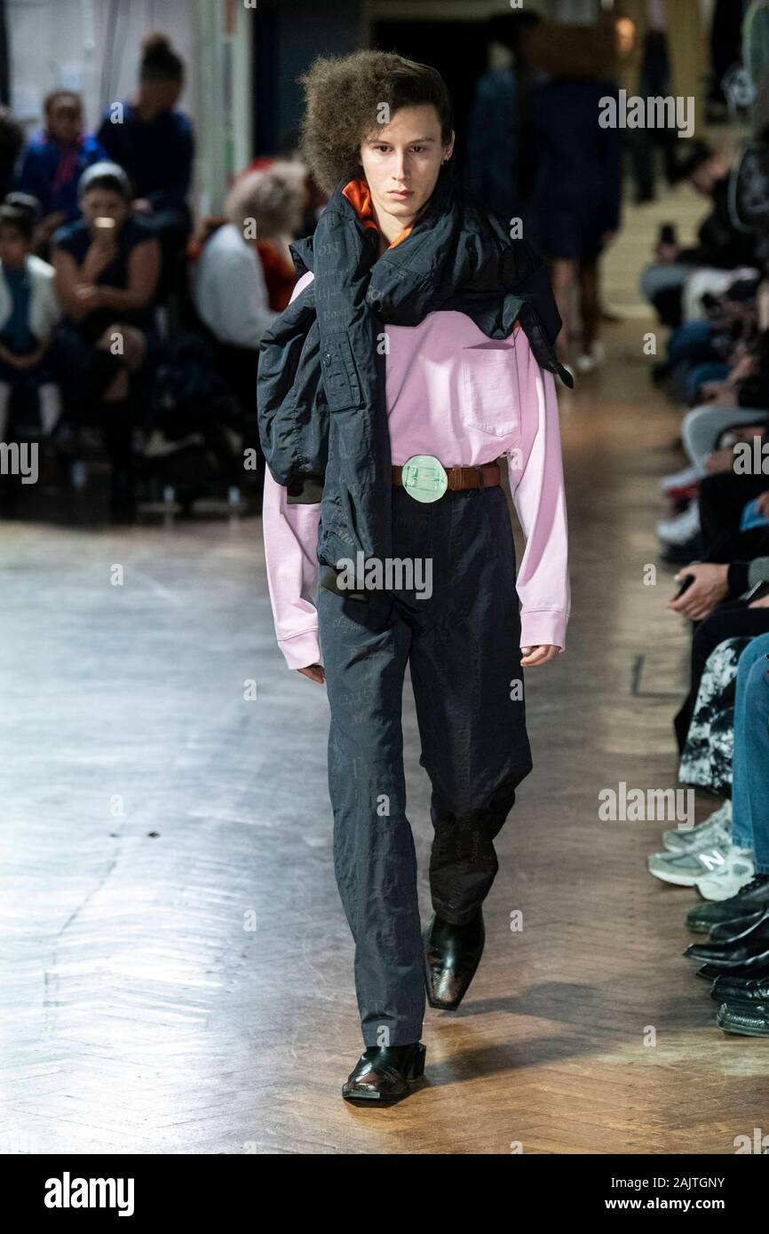Martine Rose AW 20 Start- und Landebahn während der London Fashion Week Männer" Januar 2020 - London, UK 05/01/2020 | Verwendung weltweit Stockfoto
