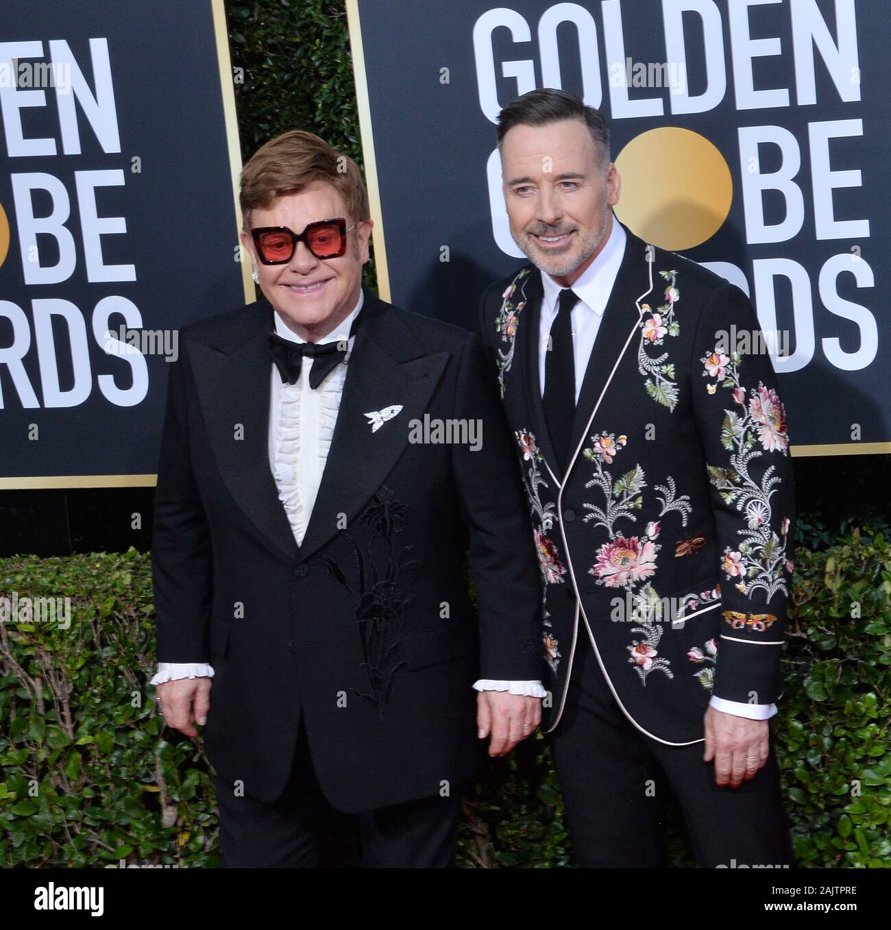 Beverly Hills, Vereinigte Staaten. 05 Jan, 2020. Elton John und David versorgen nehmen an der 77. jährlichen Golden Globe Awards, die Ehrung der besten im Film und im US-amerikanischen Fernsehen von 2020 im Beverly Hilton Hotel in Beverly Hills, Kalifornien am Sonntag, 5. Januar 2020. Foto von Jim Ruymen/UPI Quelle: UPI/Alamy leben Nachrichten Stockfoto