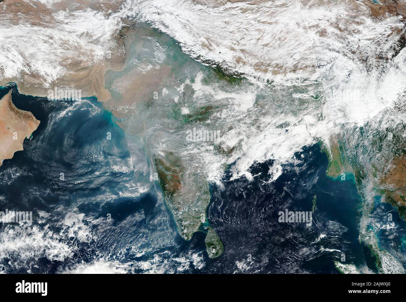 Weit verbreitete Verunreinigung der Luft über die Indien und Pakistan am 4. Januar 2020 vom Weltraum aus gesehen Stockfoto