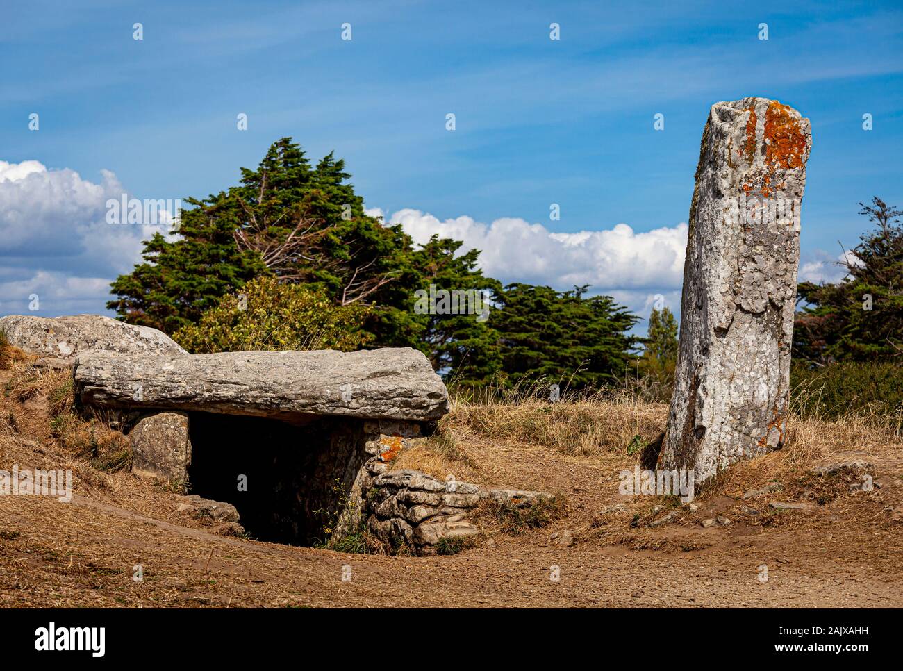 Megalithisches Grab, Dolmen, Pierres Platten, in der Bretagne, Frankreich Stockfoto