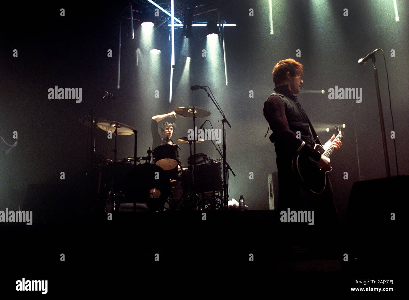Mailand, Italien, 17.11.1999, live Konzerte von Nine Inch Nails im Alcatraz: Danny Lohner und Jerome Dillon während des Konzerts Stockfoto