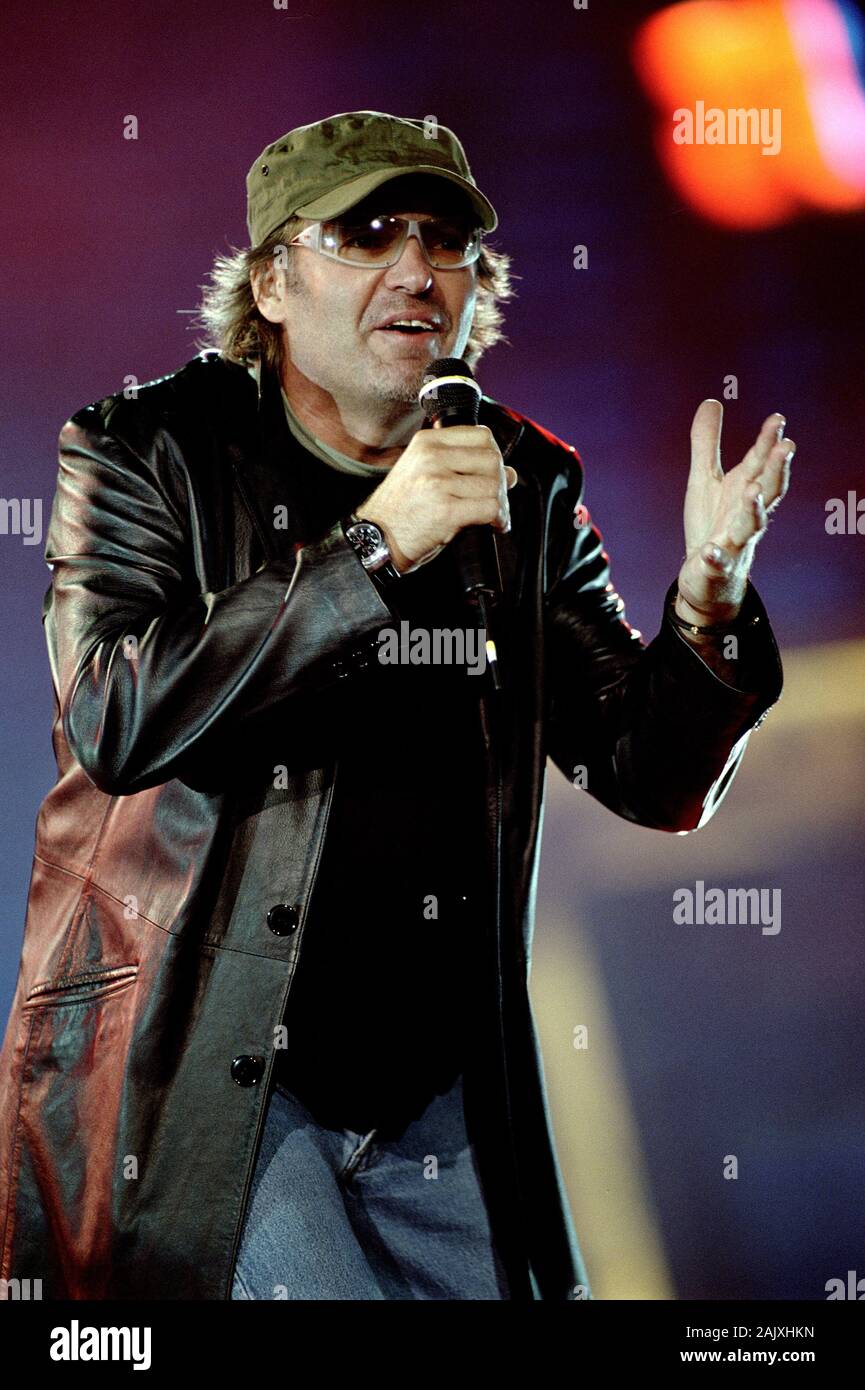 Gitarrist Vasco Rossi Stockfotos Und Bilder Kaufen Alamy