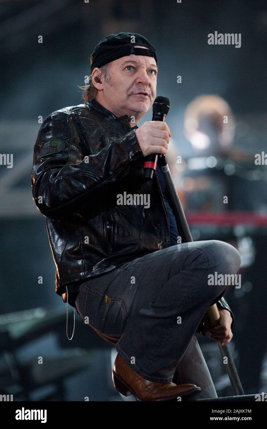 Mailand, Italien, 16. Juni 2011, Live Konzert von VASCO am Stadio Meazza San Siro: der Sänger Vasco während des Konzerts Stockfoto
