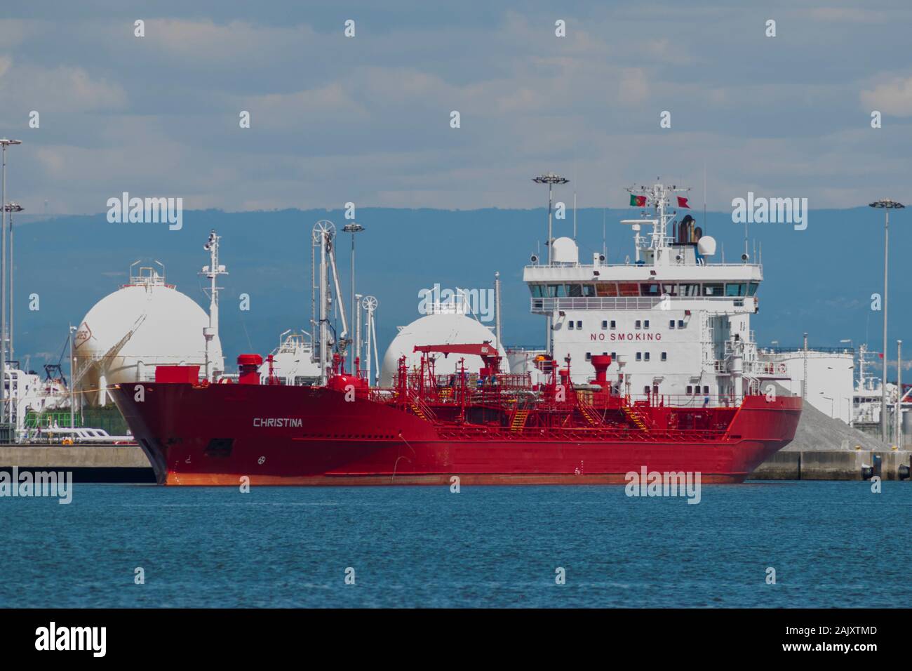 Produkt Tanker angedockt im Hafen von Aveiro Aveiro Stadtteil Barra Portugal Stockfoto
