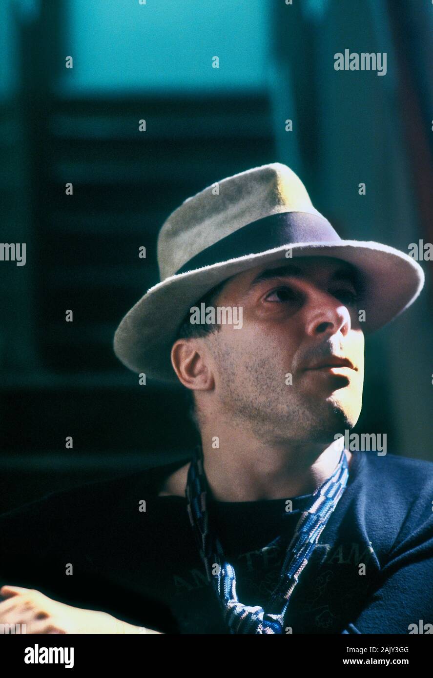 Ian Dury in einem Londoner Studio 1980 Stockfoto