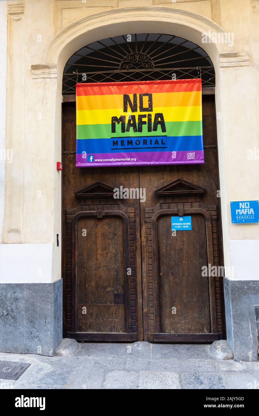 Der Eingang des Museums keine Mafia in Palermo. Stockfoto