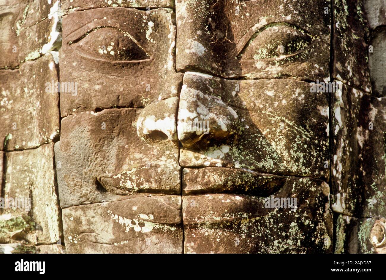 Bayon, faszinierende Gesichter nach unten schauen. Stockfoto