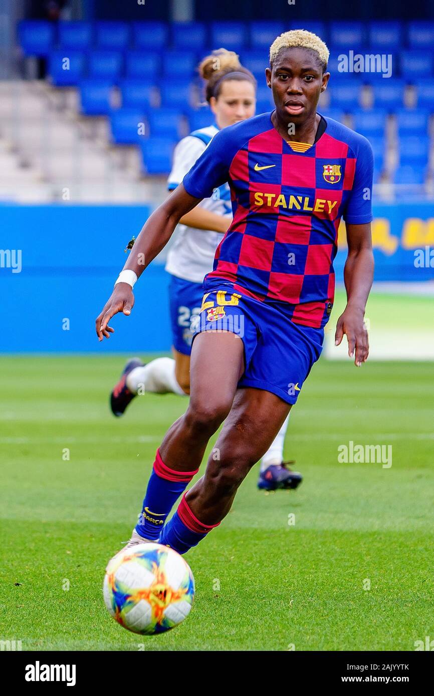 BARCELONA-DEZ 21: Oshoala spielt bei der spanischen Frauen Liga Match zwischen dem FC Barcelona feminin und Teneriffa an der Johan Cruyff Stadium am Dezember Stockfoto