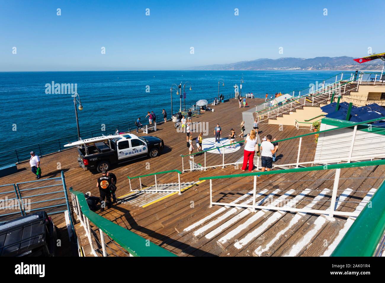 Hafen Polizei Chevrolet Silverado Hybrid Patrouille Auto am Ende von Santa Monica Pier, Los Angeles, Kalifornien, USA Stockfoto