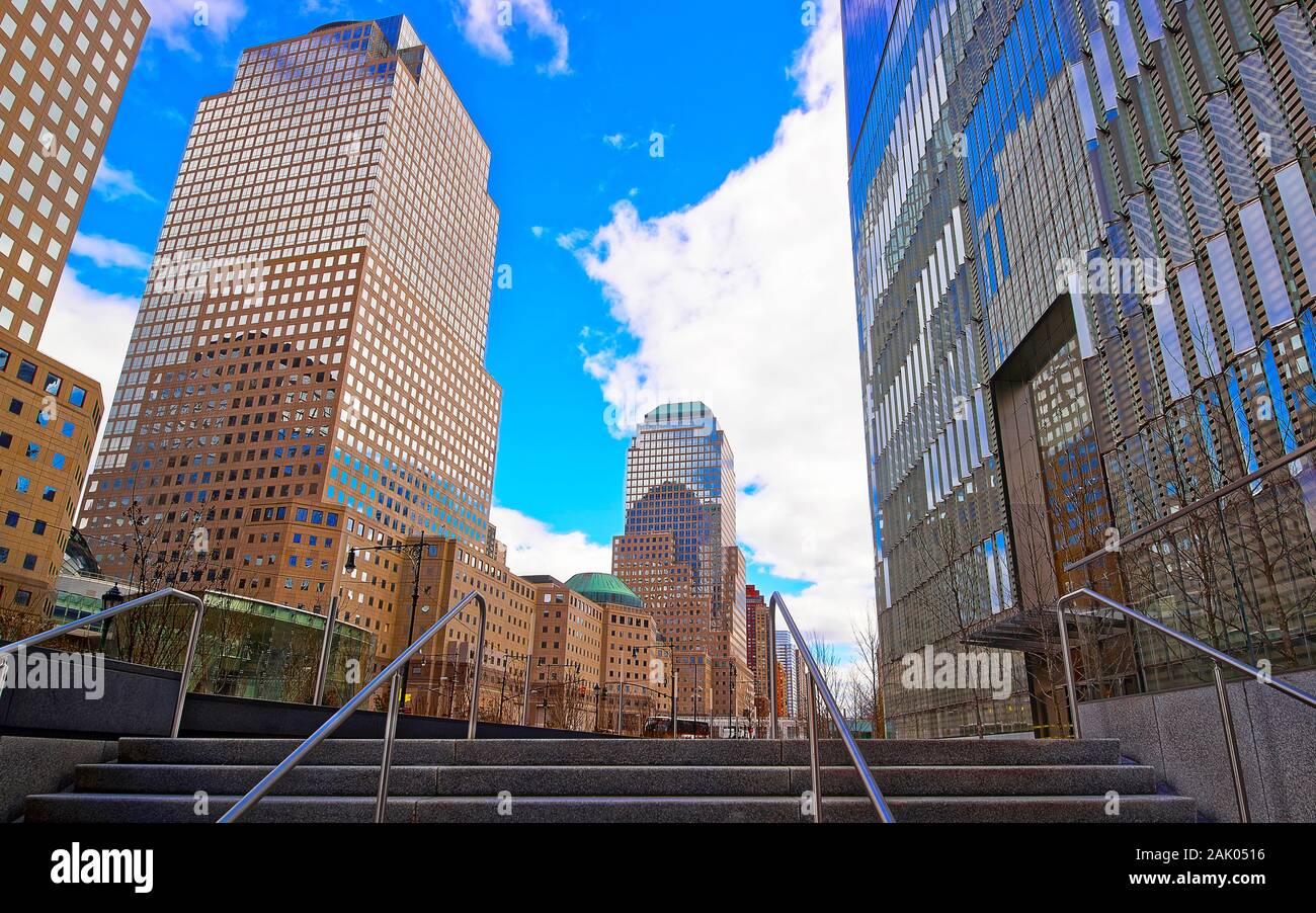 Zwei und Drei World Financial Center im Financial District reflex Stockfoto