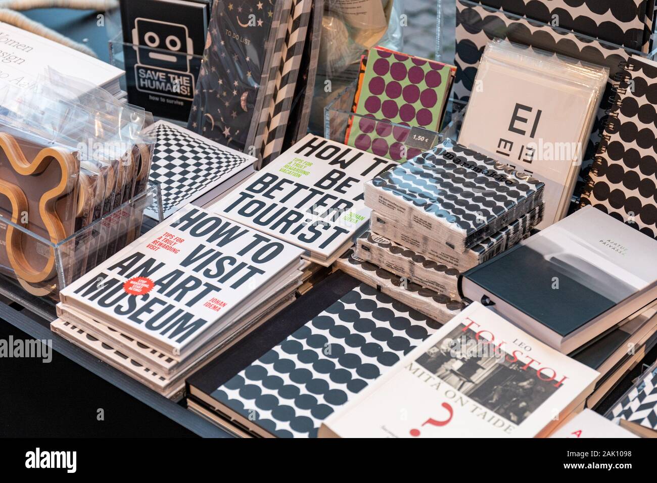 Kunstbuch zum Verkauf im Kunstmuseum Shop Stockfoto