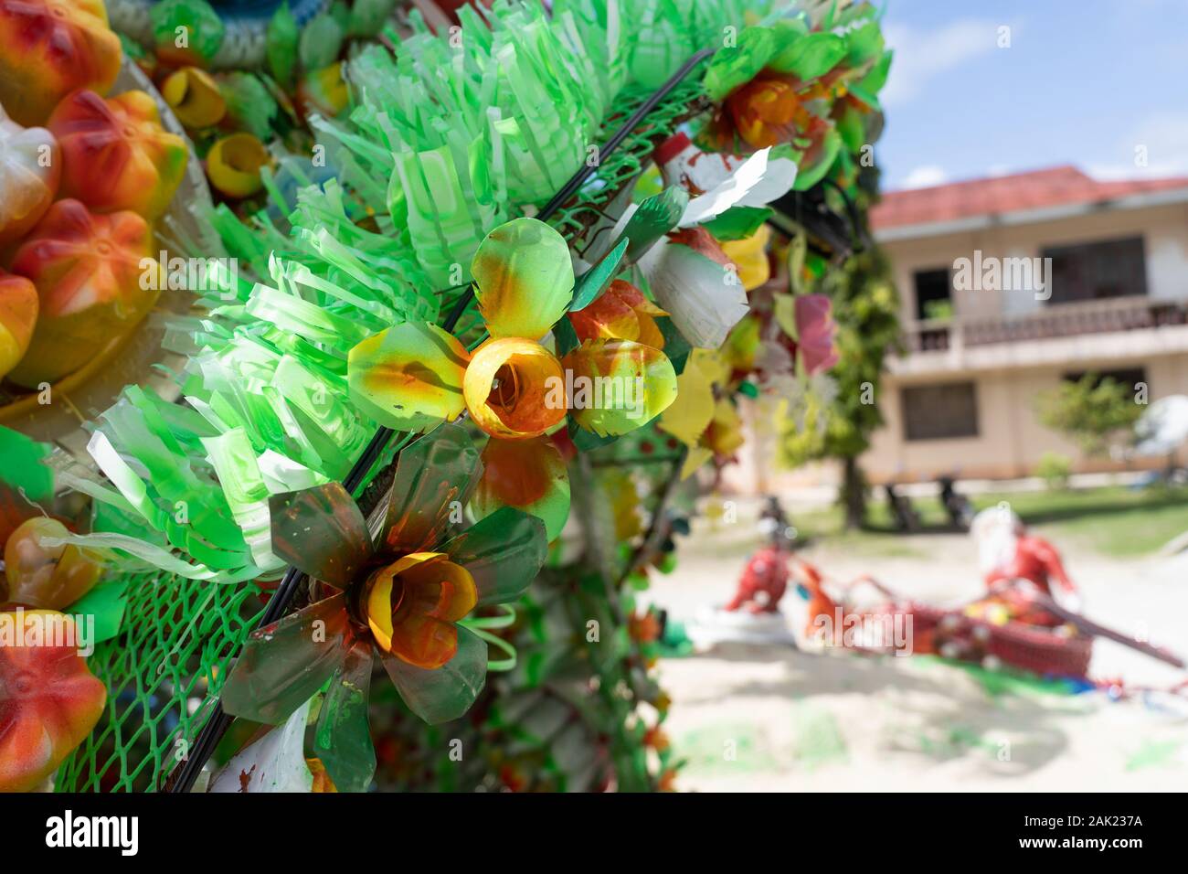 Detaillierte Teil einer Weihnachtsbaum aus recycelten Plastikflaschen hergestellt, Siargao Island, Philippinen Stockfoto
