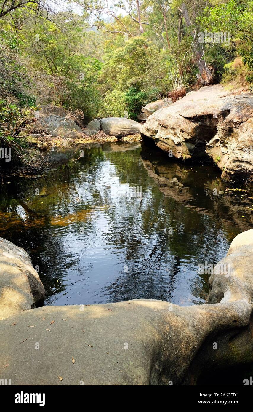 Schönen Rocky Pool in Berowra National Park, Australien Stockfoto