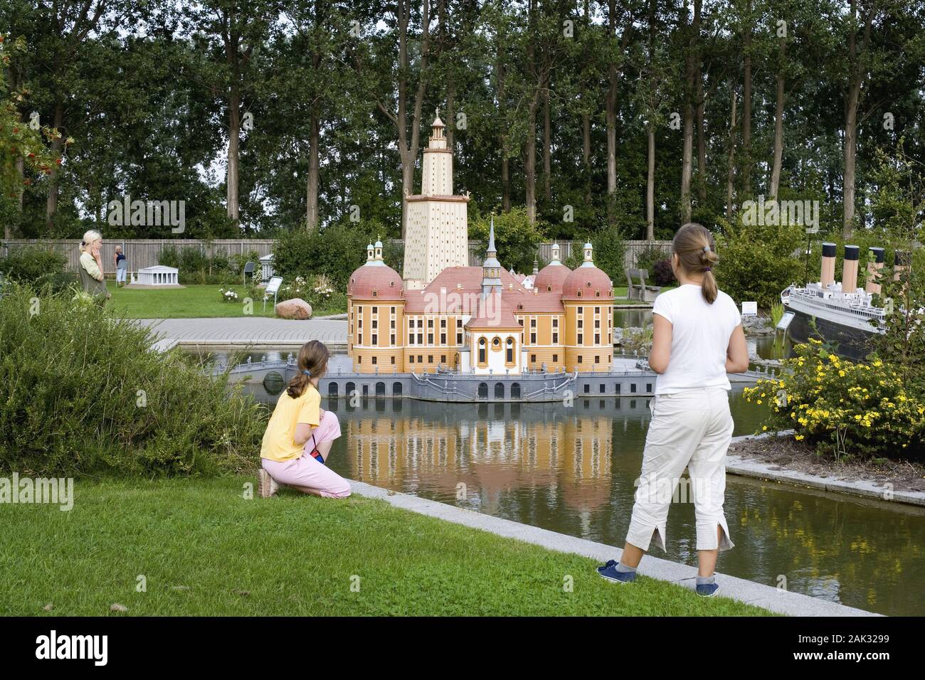 In den Freizeitpark - rügenpark - ist unter anderem ein miniaturpark, wo Sie berühmte Bauwerke aus der ganzen Welt finden können, Gingst, Isla Stockfoto