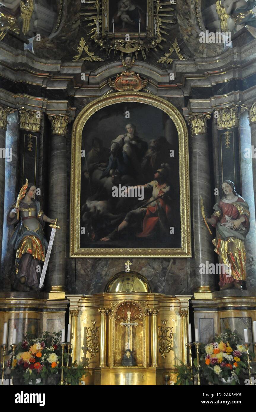 Altarbild von Paul Troger in der Pfarrkirche zur Hl. Margarete in Welsberg, Südtirol, Italien | Verwendung weltweit Stockfoto