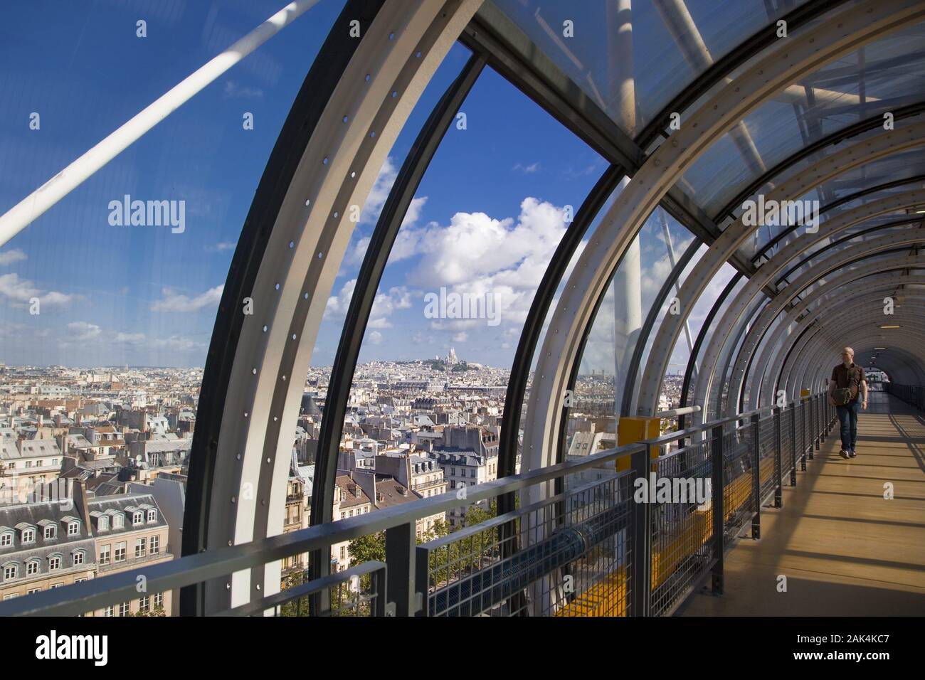 Blick in das Marais Viertel von der Dachterrasse des Centre Pompidou (Architekten Renzo Piano und Richard Rogers), Paris, Frankreich | Verwendung Welt Stockfoto
