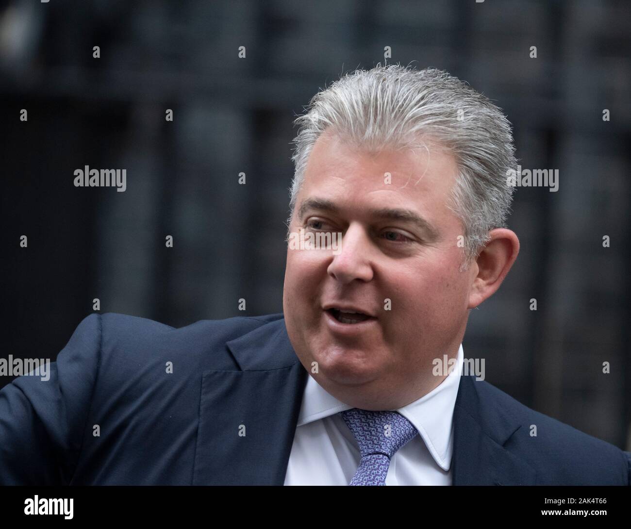 Downing Street, London, UK. 7. Januar 2020. Brandon Lewis, Staatsminister für das Home Office in Downing Street für die wöchentliche Kabinettssitzung. Credit: Malcolm Park/Alamy. Stockfoto