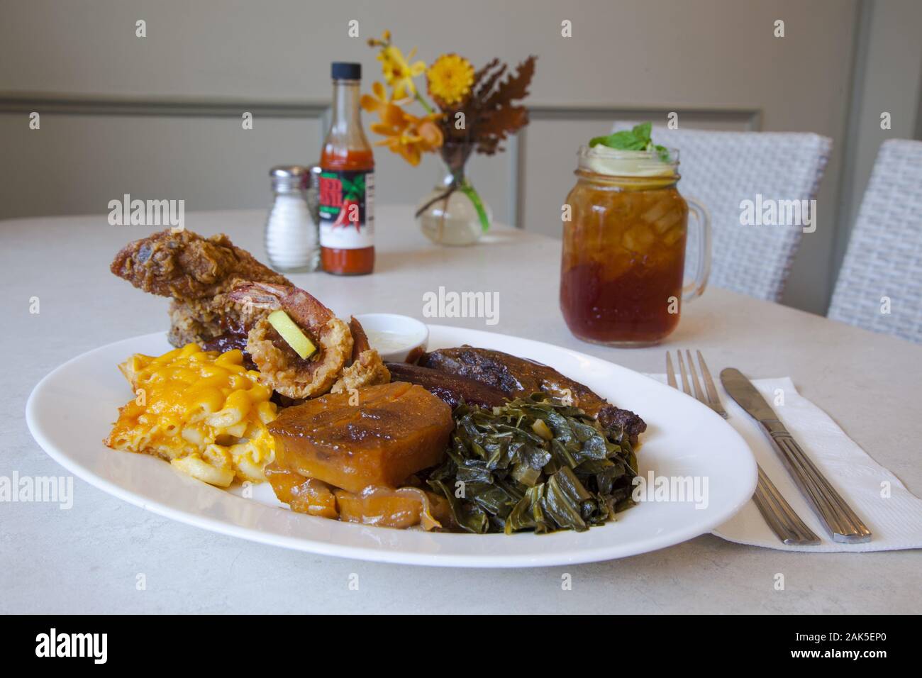 Stadtbezirk Manhattan/Stadtteil Harlem: Soulfood bei 'Miss Mamie's Spoonbread zu', New York | Verwendung weltweit Stockfoto