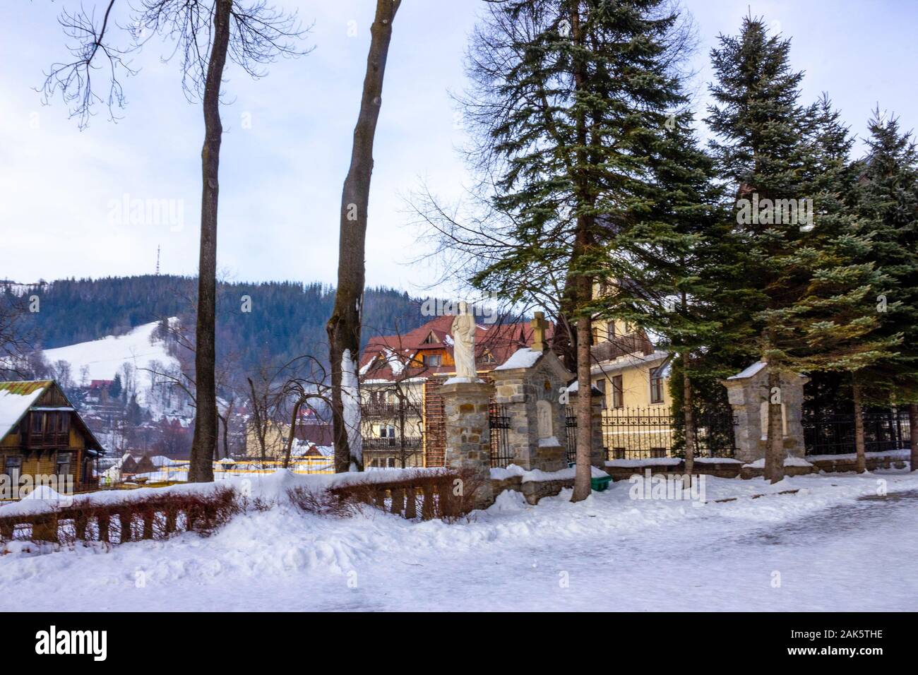 Zakopane, Polen - Januar 2, 2019: Krupowki Straße in Zakopane Stockfoto