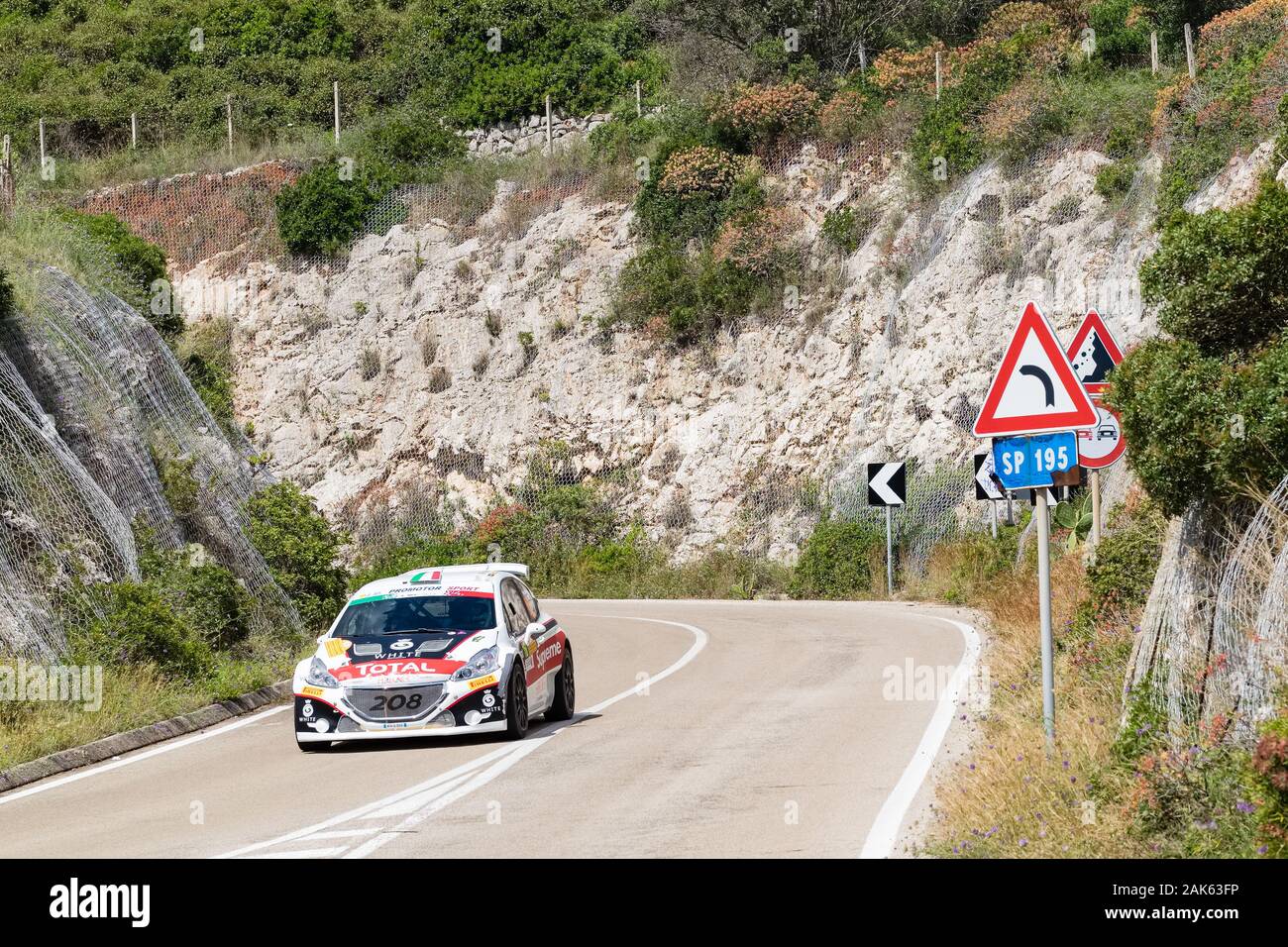 Peugeot 208 Sport an der Rallye Salento in Apulien in Süditalien. Stockfoto