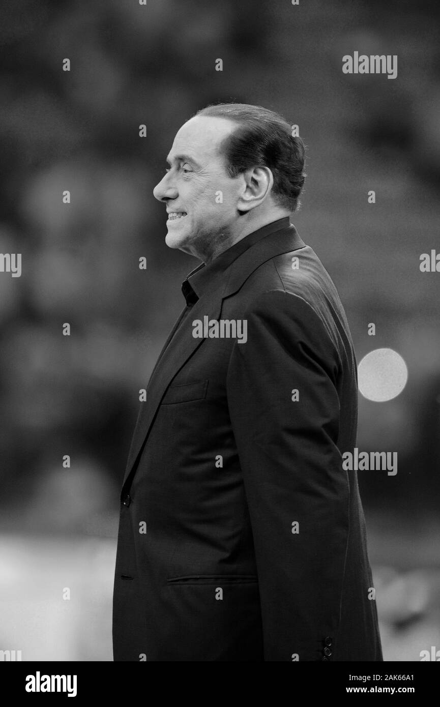 Mailand, Italien, 21. August 2011, 'G.' Meazza San Siro Stadion, Trofeo Berlusconi 2011/2012, AC Mailand-FC Juventus: Silvio Berlusconi während der Preisverleihung Stockfoto