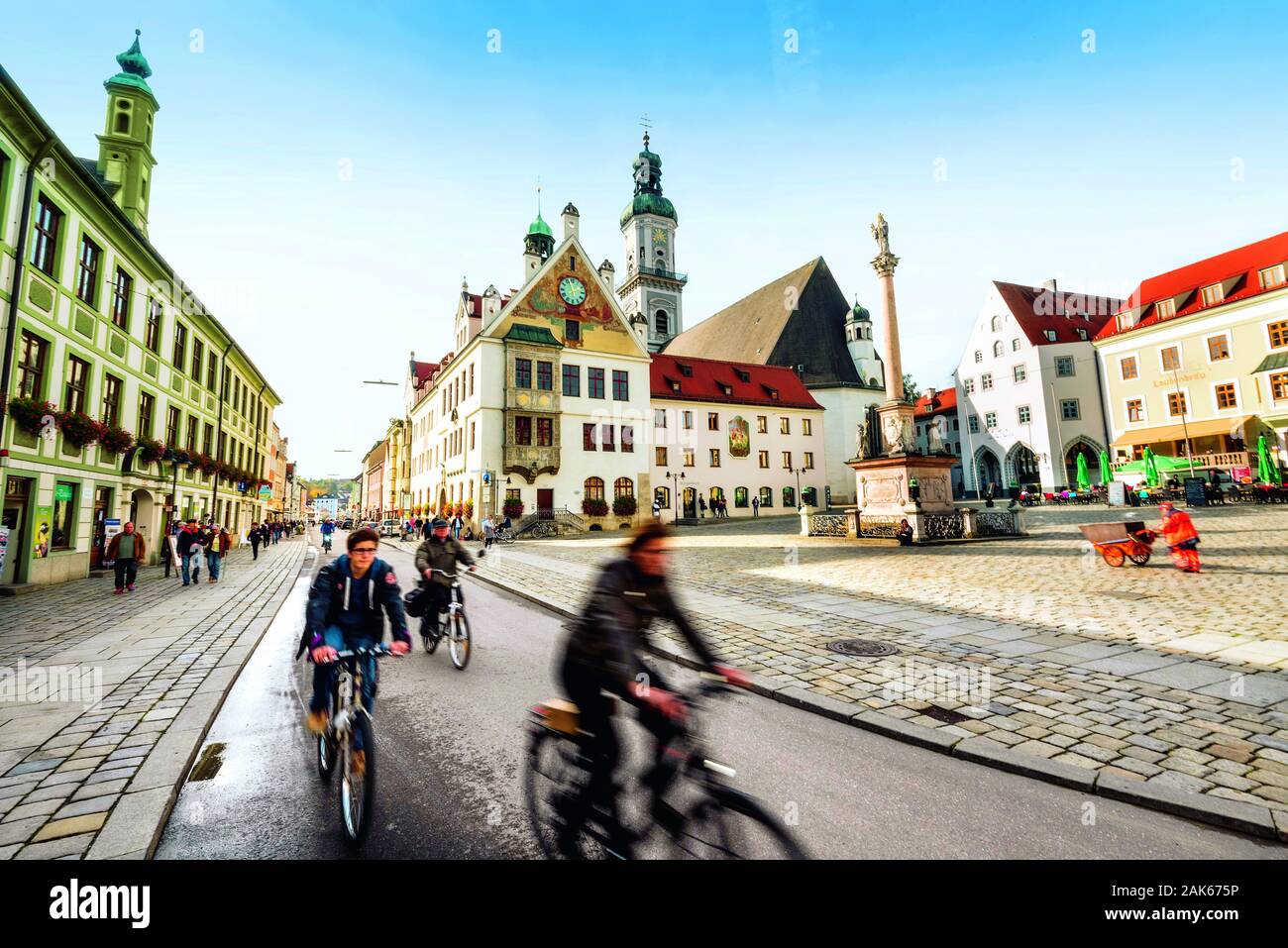 Freising: Marienplatz mit Rathaus, Stauberhaus, St. Georg, verändern ...