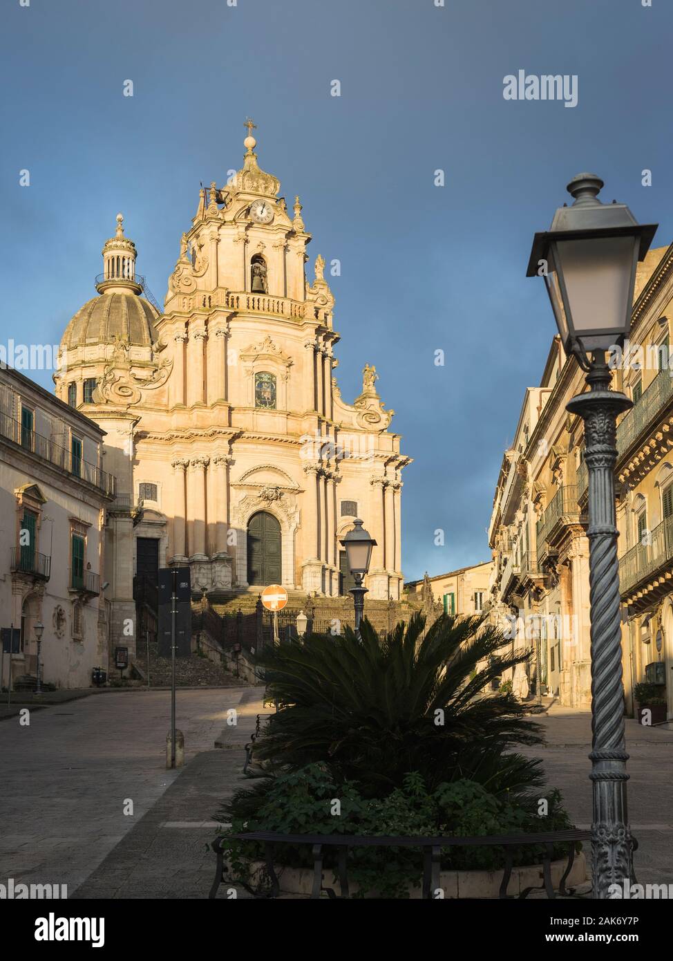 Die Kathedrale Duomo di San Giorgio, Ragusa Ibla, Sizilien, Italien Stockfoto