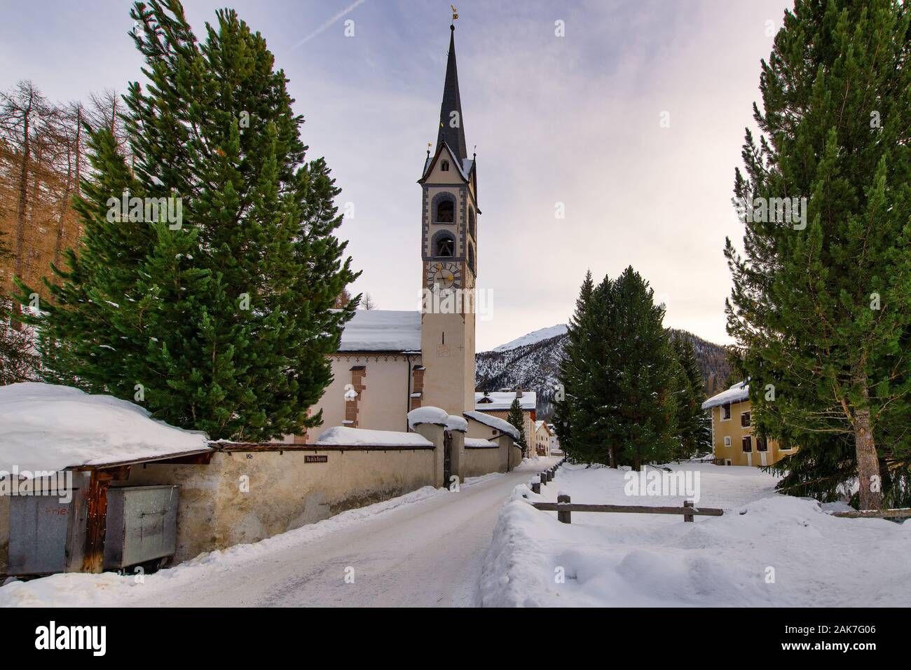 La Punt-Chamues Dorf im Engadin Schweiz Stockfoto