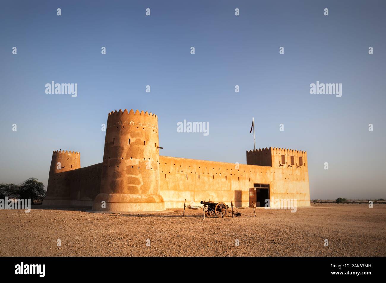 Al Zubara Fort ist eine historische Militärfestung von Qatari, die im Jahr 1928 erbaut wurde. Es ist eine der wichtigsten Touristenattraktionen in Katar. Stockfoto