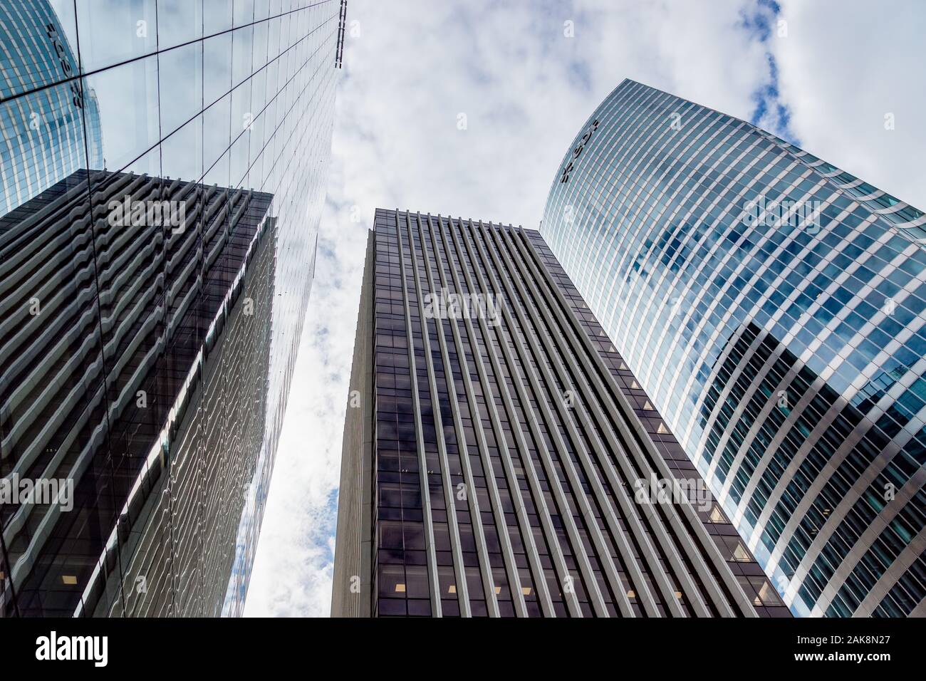 Paris, Frankreich: Wolkenkratzer in La Defense Finanz- und Geschäftsviertel von Paris. Stockfoto