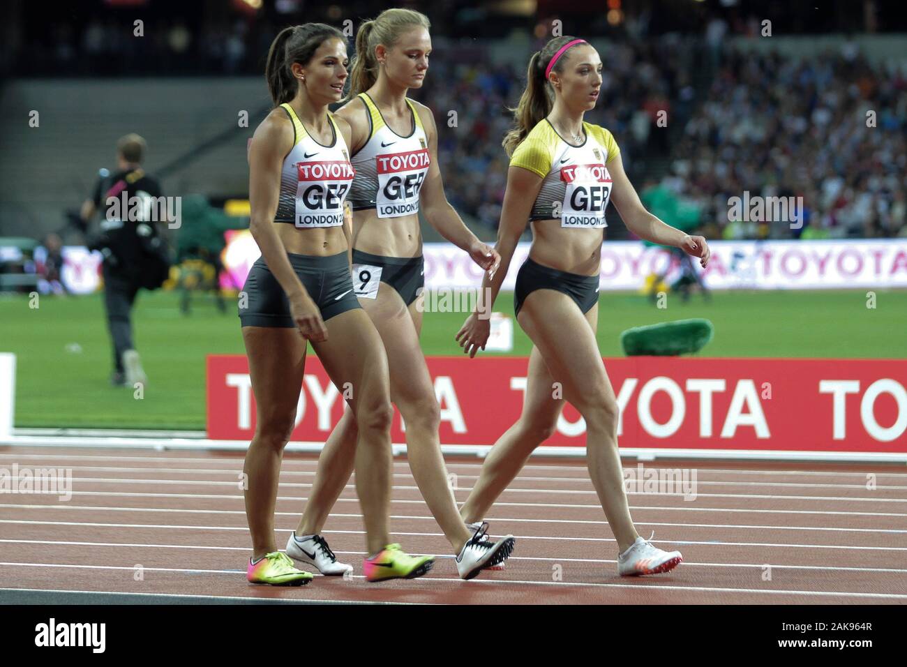 Ruth Sophia Spelmeyer, Laura Müller, Nadine Gonska und Hannah Mergenthaler (Französisch) während der abschließenden 4 x 400 m Frauen der IAAF Leichtathletik WM am 6. August, 201 im Olympischen Stadion in London, Großbritannien Foto Laurent Lairys/DPPI Stockfoto