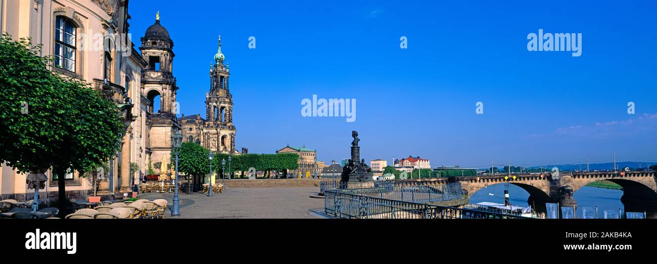 Hofkirche Kathedrale gesehen von Bruhls Terrasse, Dresden, Sachsen, Deutschland Stockfoto