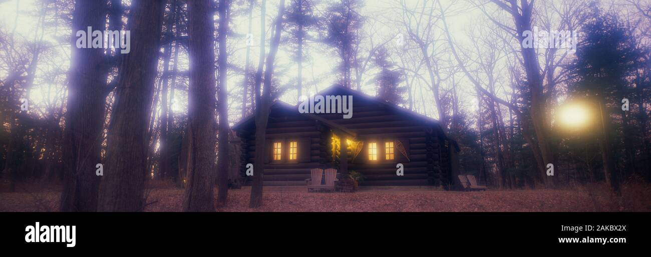 Ansicht des Hauses im Wald, White Pines State Park, Illinois, USA Stockfoto