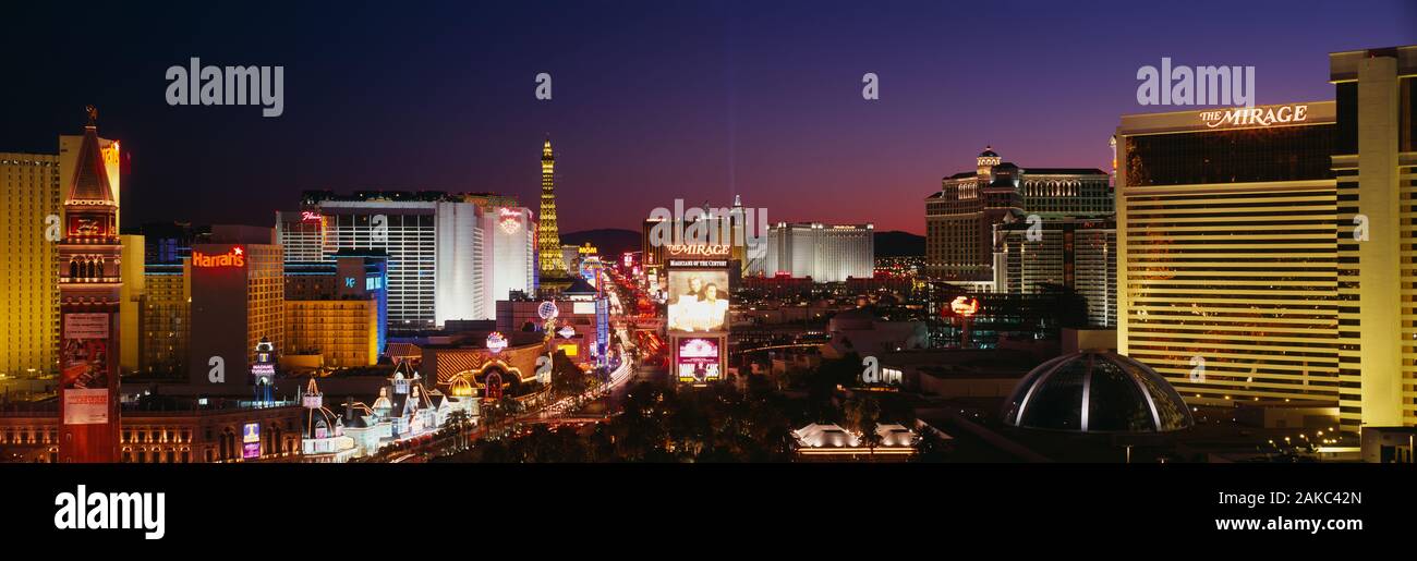 Gebäude ist Abends beleuchtet, Las Vegas, Nevada, USA Stockfoto