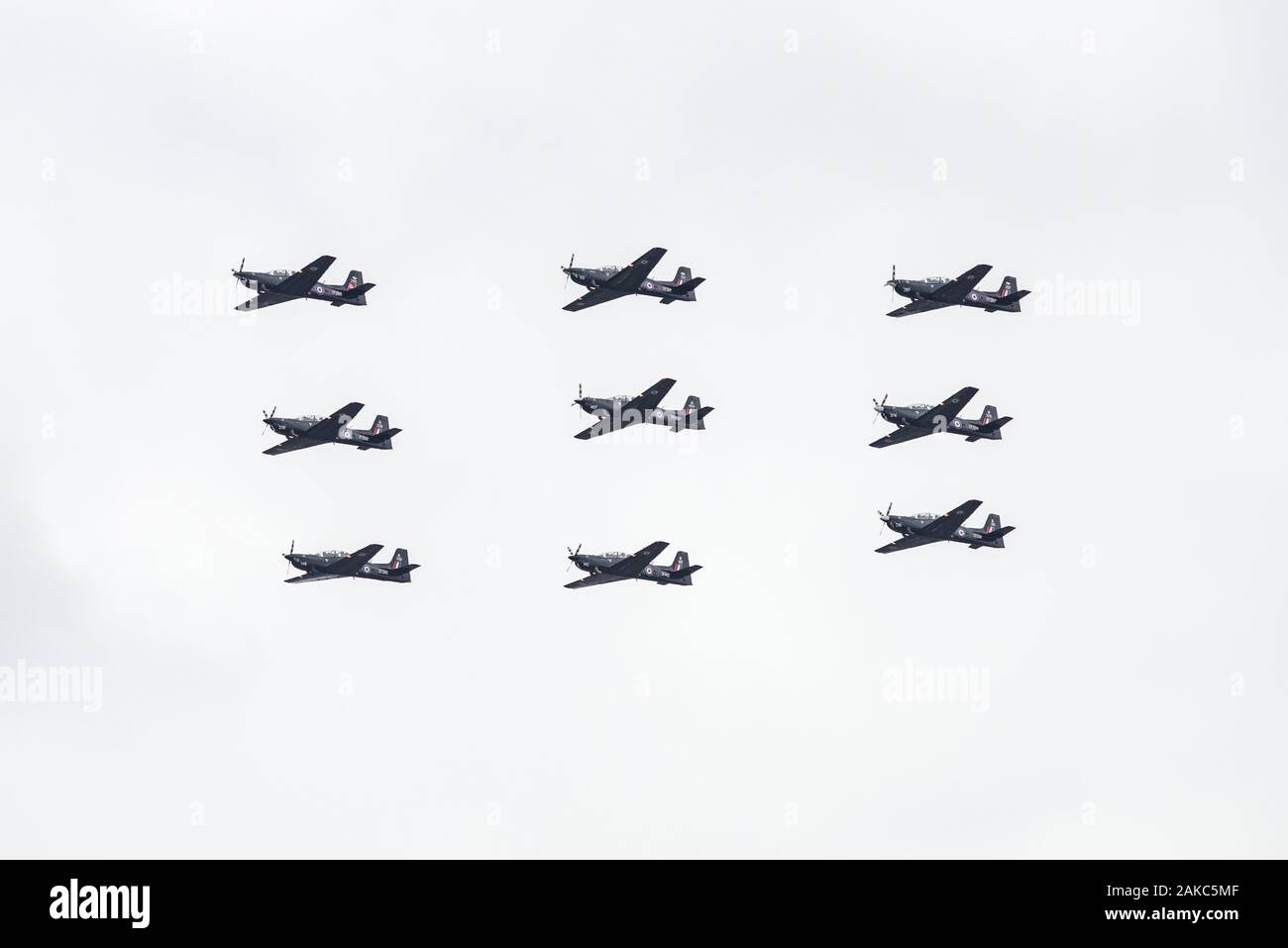 RAF Tucanos in Anzeige Bildung auf die RAF 100. Jahrestag, London fliegen, Großbritannien Stockfoto