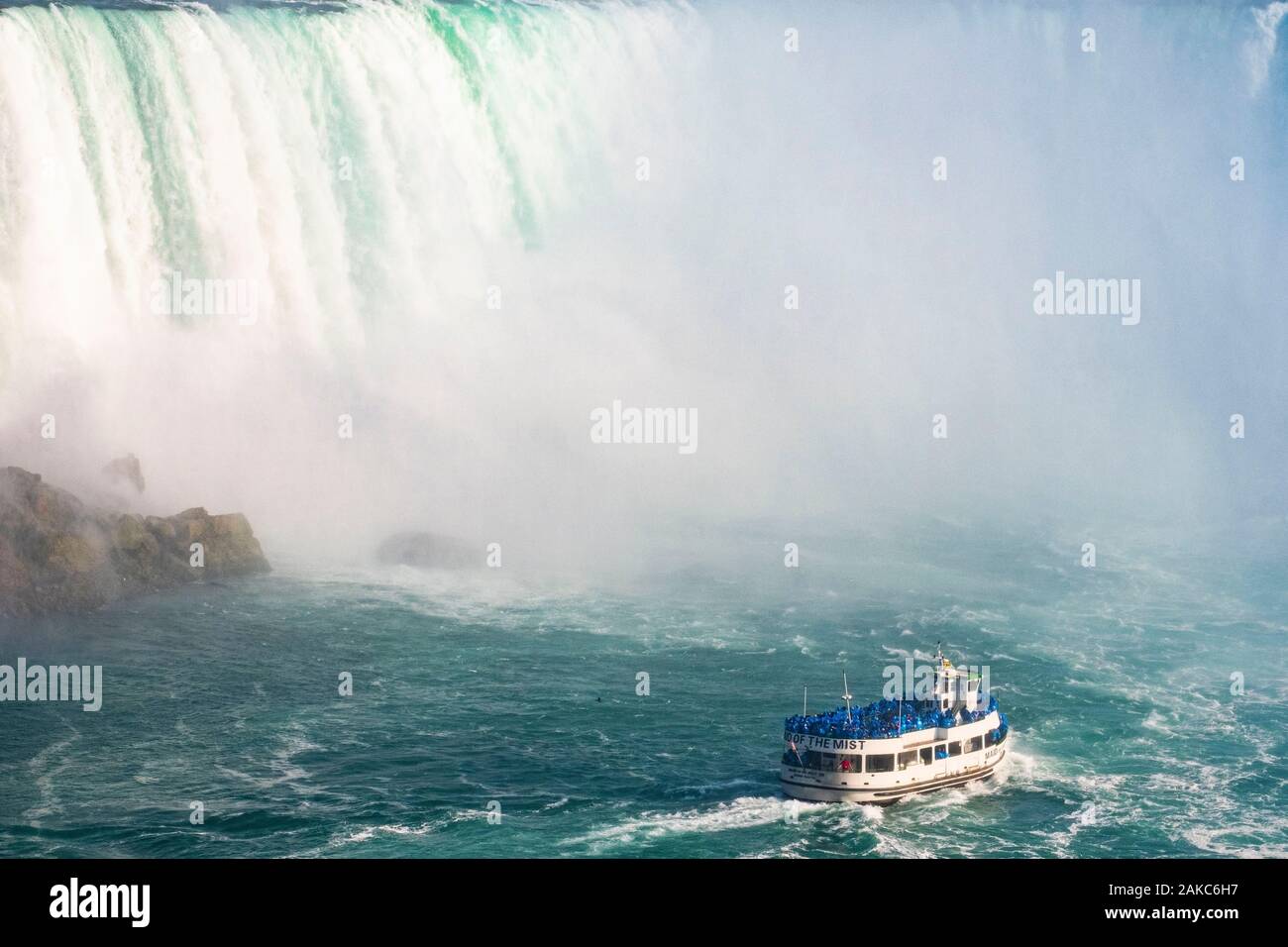 Kanada, Ontario Provinz, Niagara Falls, Horseshoe Falls, amerikanischen Tour Boot Mädchen des Nebels Stockfoto