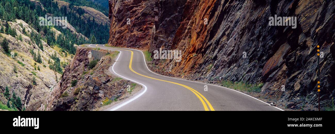 San Juan Scenic Highway auf einem Berg, Million Dollar Highway, Colorado, USA Stockfoto