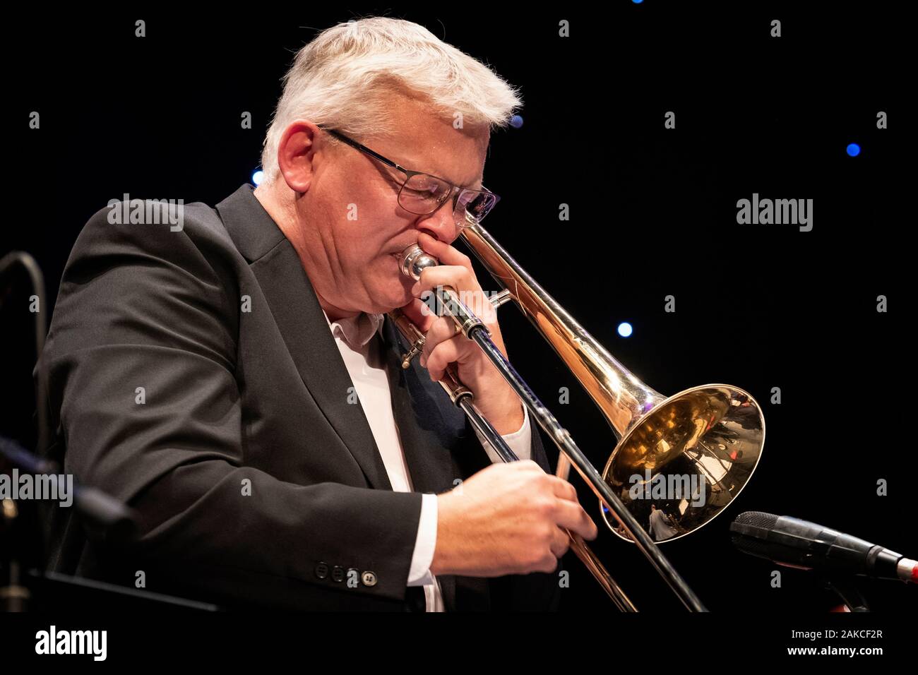 Mark Nightingale spielt Posaune mit Alan Barnes Elf, Scarborough Jazz Festival 2019 Stockfoto