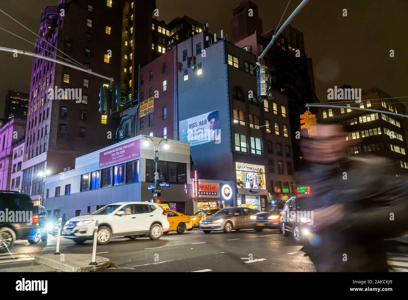 Die Eighth Avenue Seite des Blocks südlich von der Pennsylvania Station in New York am Dienstag, 5. Januar 2020. NYS reg. Andrew Cuomo hat eine Ausweitung der Penn Station mit der Übernahme der gesamten Häuserblock südlich des Bahnhofs, durch achten Ave. und 7. Avenue und West 31 und West 30 Straßen begrenzt wird vorgeschlagen. (© Richard B. Levine) Stockfoto