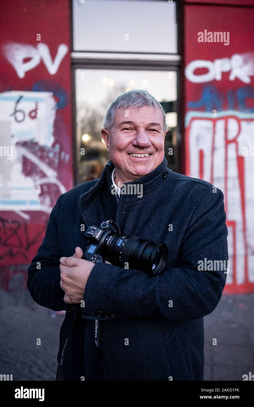 Berlin, Deutschland. 08 Jan, 2020. Die Berliner foto Journalist Daniel Biskup, in Kreuzberg. Quelle: Michael Kappeler/dpa/Alamy leben Nachrichten Stockfoto