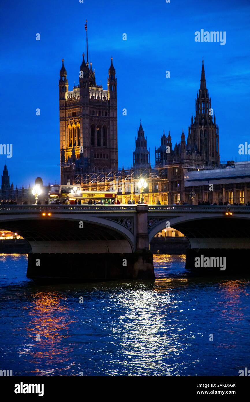 Parlament Gebäude, Haus des Parlaments, auf der Themse, Westminster Bridge, London, Vereinigtes Königreich Stockfoto