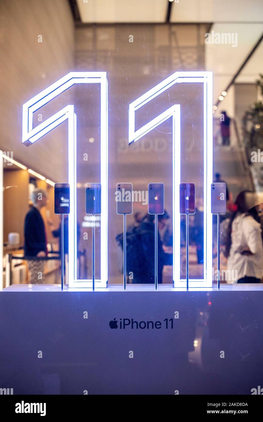 Apple Shop, präsentiert das iPhone 11, Showcase, London, Vereinigtes Königreich, Stockfoto