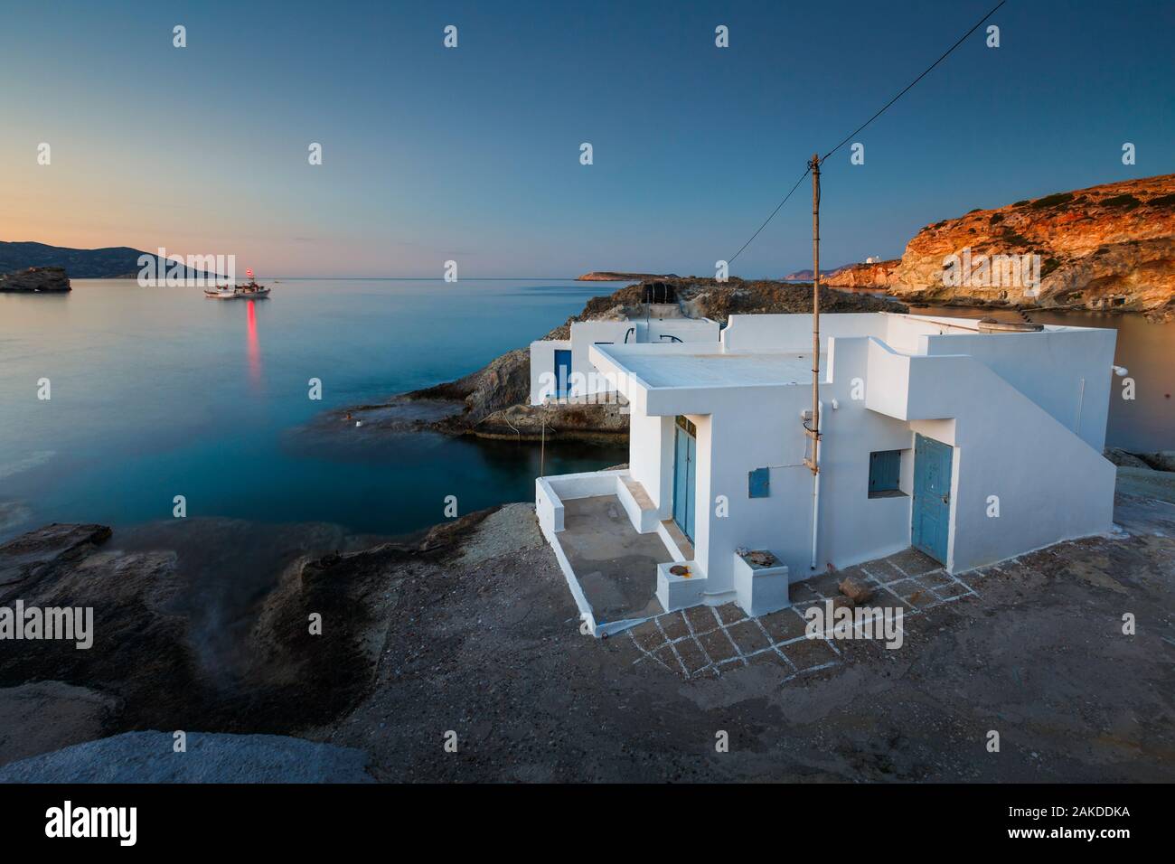 Boot Häuser in Fischerdorf Goupa auf Kimolos Insel in Griechenland. Stockfoto