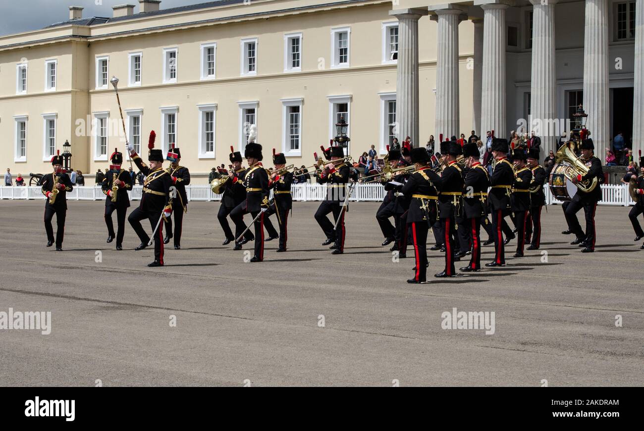 Sandhurst, Berkshire, UK - 16. Juni 2019: Der Tambourmajor mit seinem eindrucksvollen Mace, die Musiker der Royal Artillery Band bei einer Performance in Stockfoto