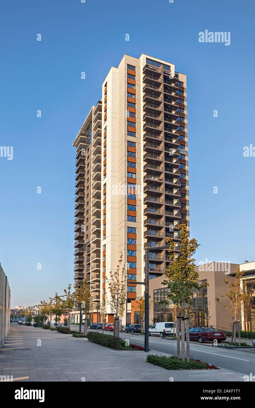 Belgrad, Serbien Oktober 15, 2019: Belgrad Waterfront Vista Residence. Modernes Gebäude Fassade in Belgrad. Neue Siedlung in Belgrad Savamala. Stockfoto